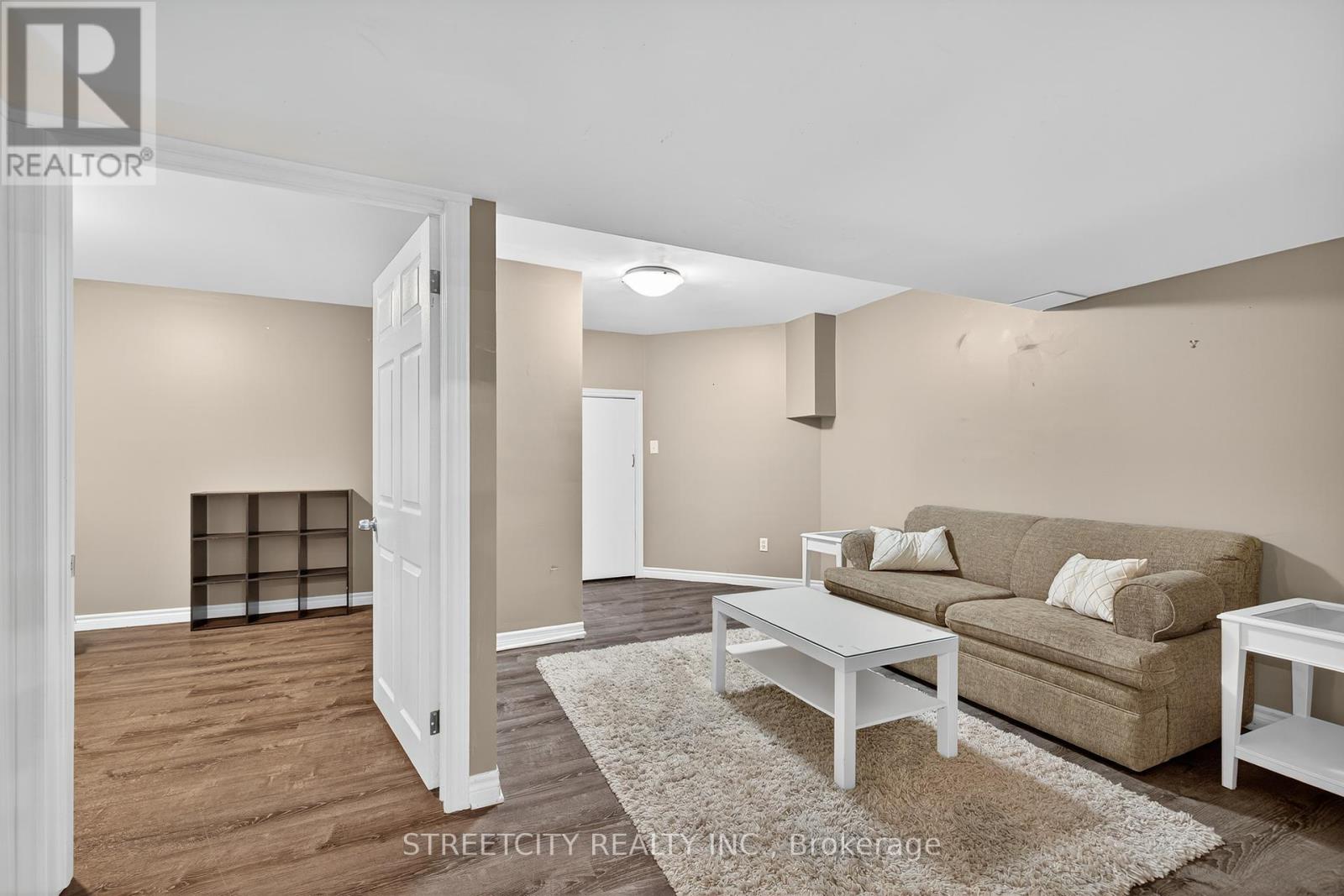 1163 Crumlin Side Road, London East, Ontario  N5V 1R6 - Photo 36 - X12348628