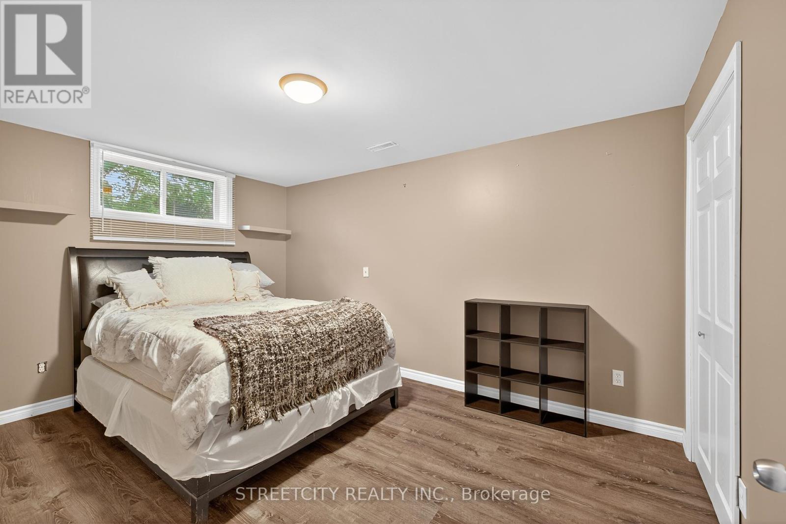 1163 Crumlin Side Road, London East, Ontario  N5V 1R6 - Photo 34 - X12348628