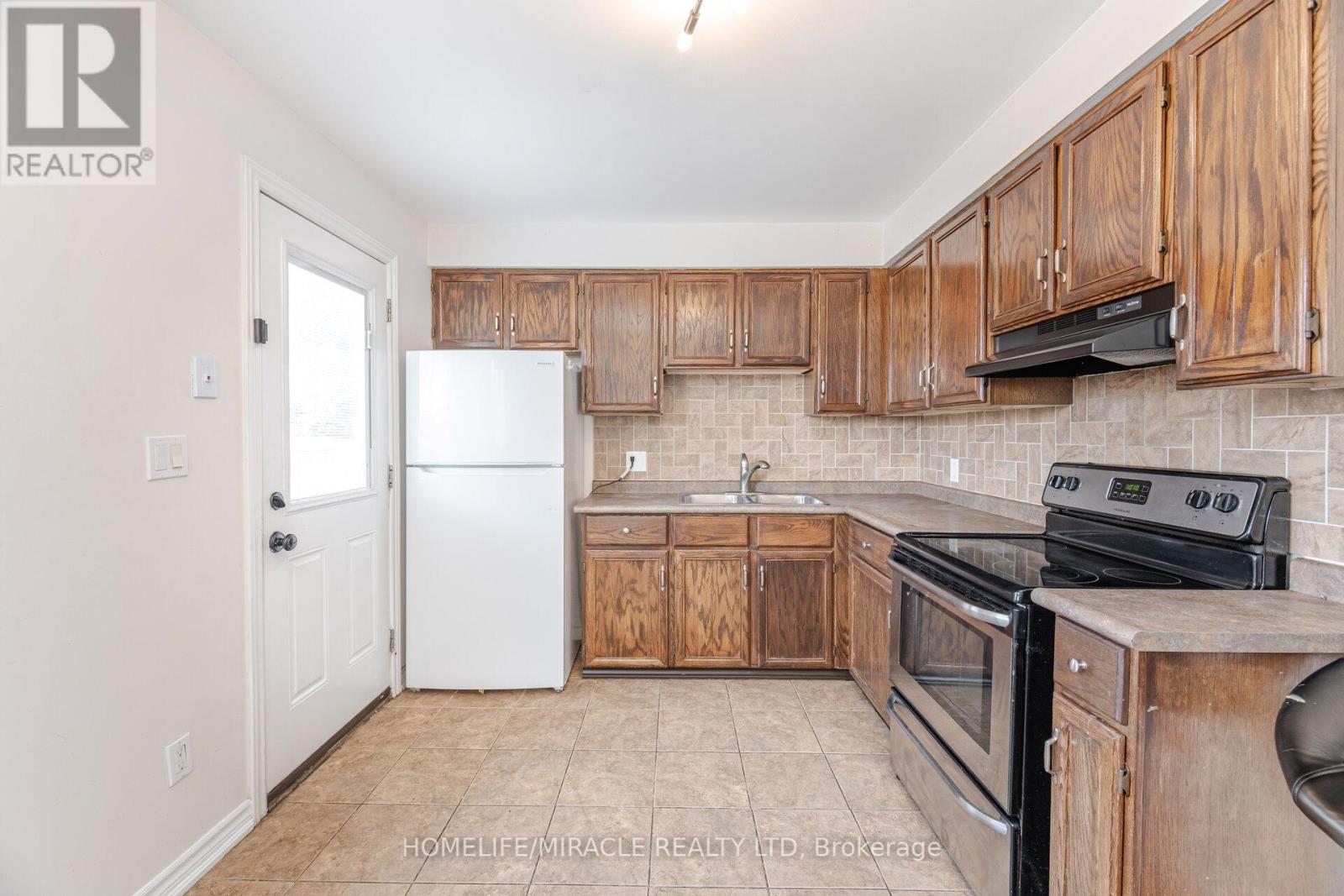 230 Taunton Road W, Oshawa, Ontario  L1G 3T3 - Photo 17 - E12326669