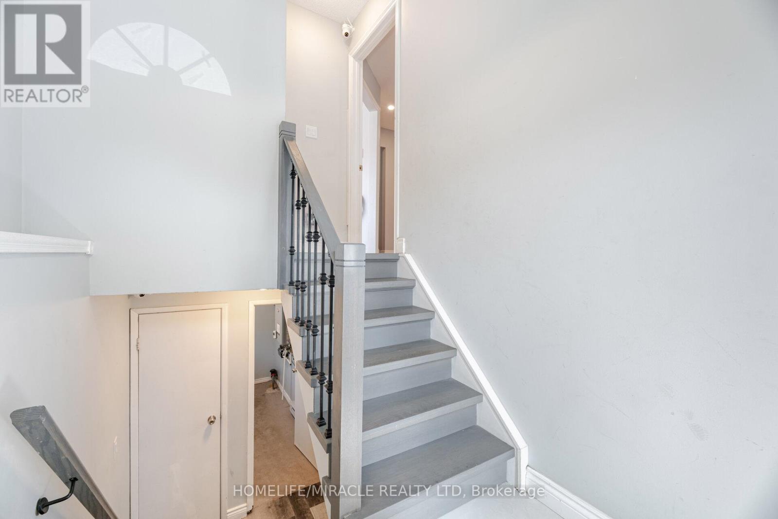 230 Taunton Road W, Oshawa, Ontario  L1G 3T3 - Photo 6 - E12326669