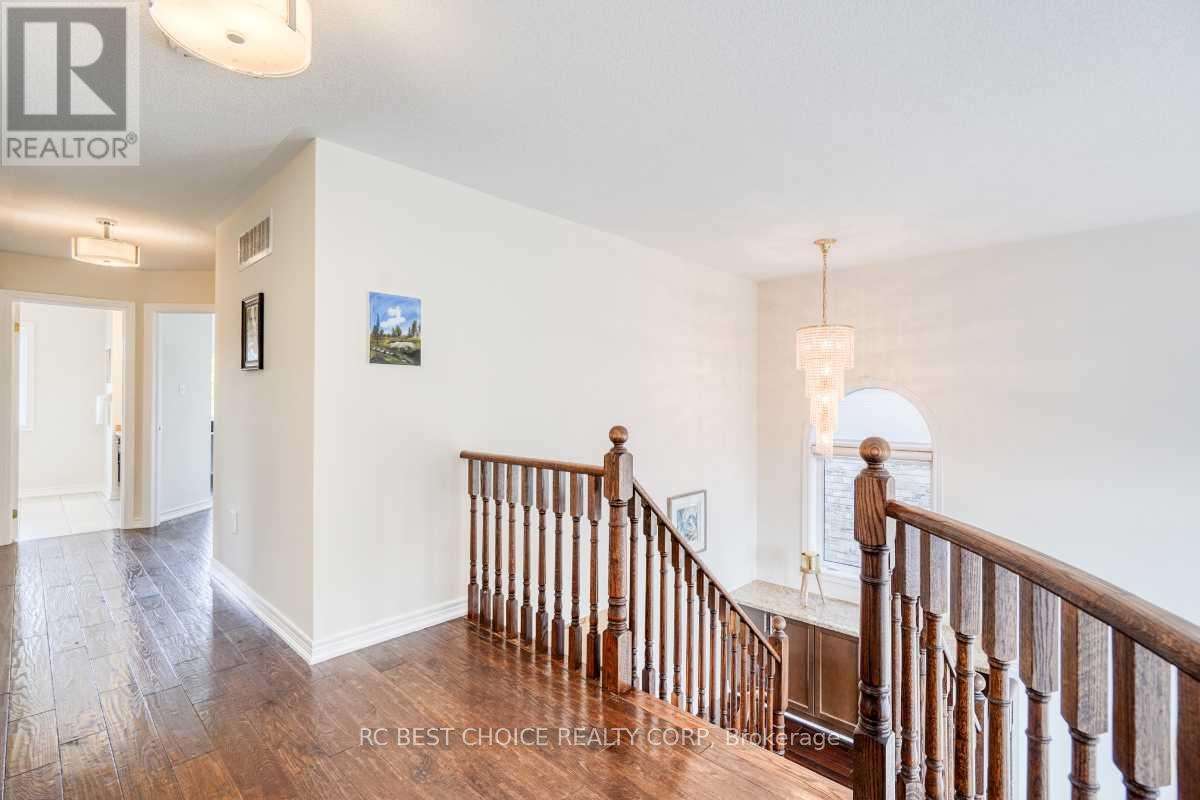 37 Bud Leggett Crescent, Georgina (Keswick South), Ontario  L4P 0B7 - Photo 14 - N12348470