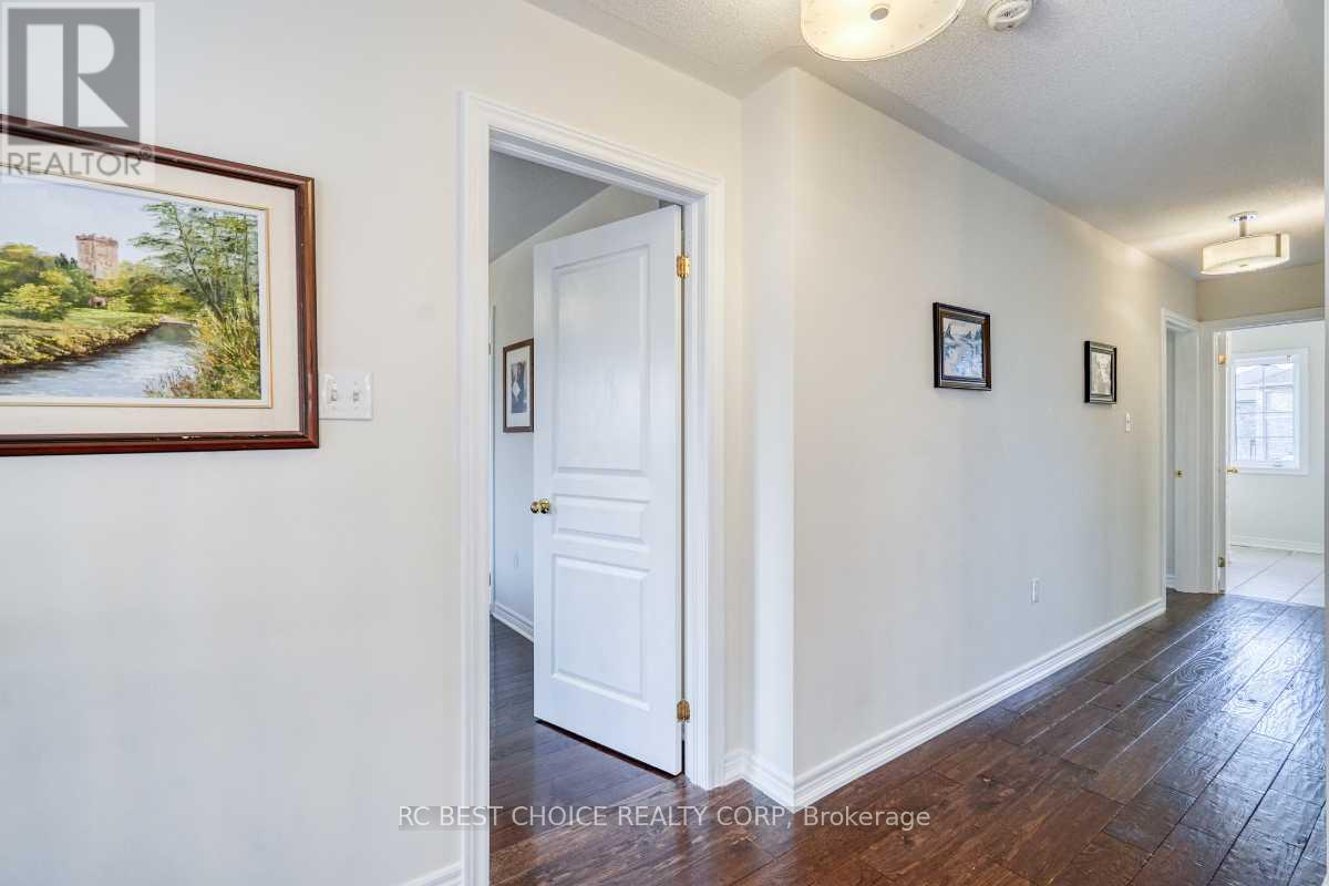 37 Bud Leggett Crescent, Georgina (Keswick South), Ontario  L4P 0B7 - Photo 15 - N12348470
