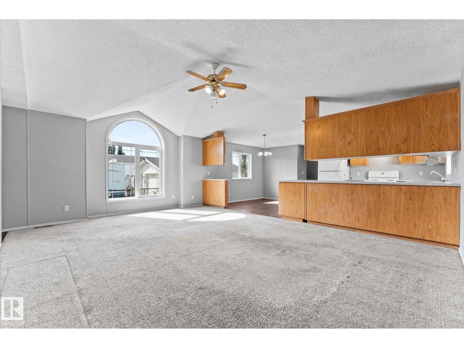 Property at 29 GRAYWOOD CV image 2
