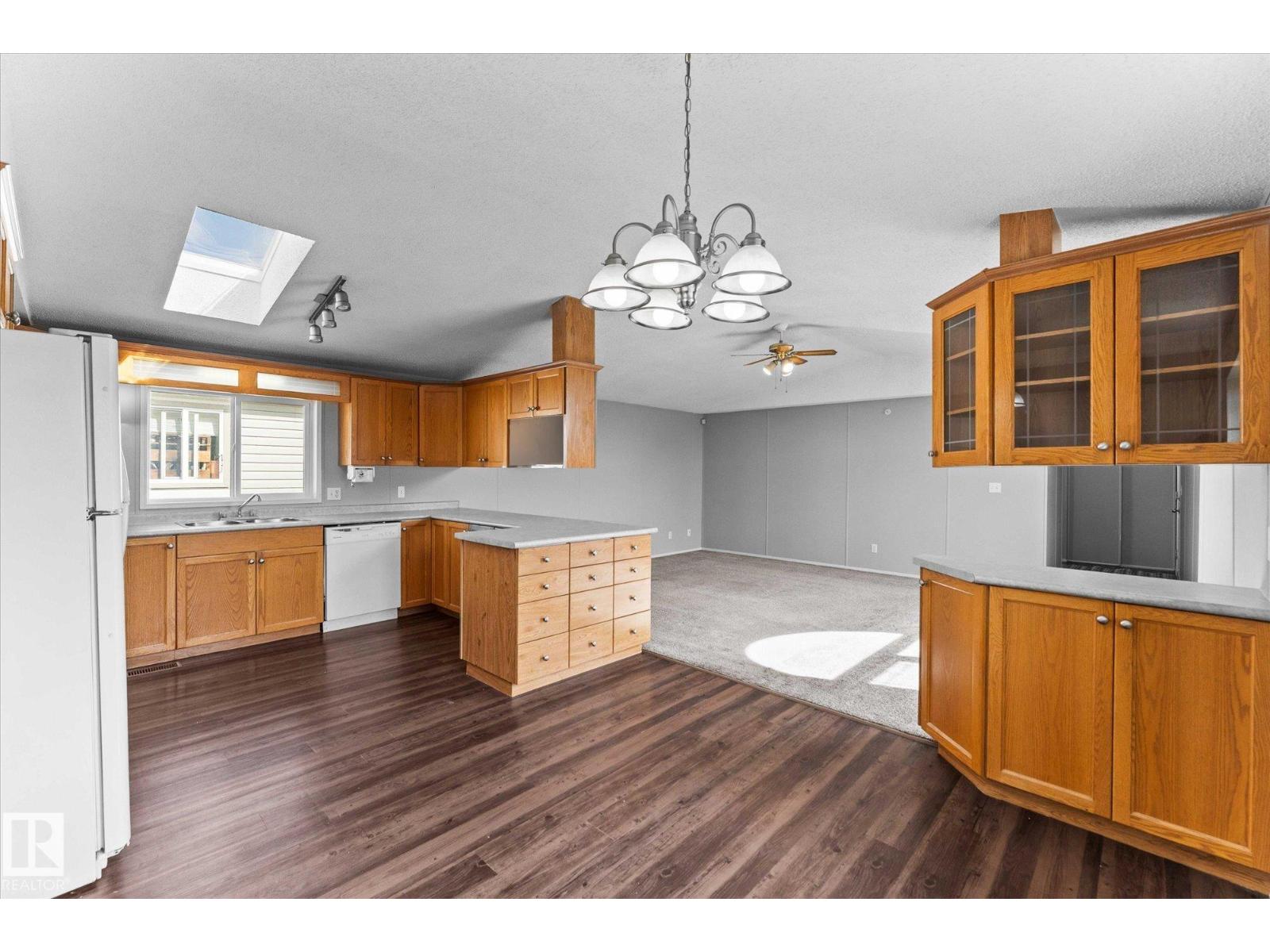 Property at 29 GRAYWOOD CV image 5