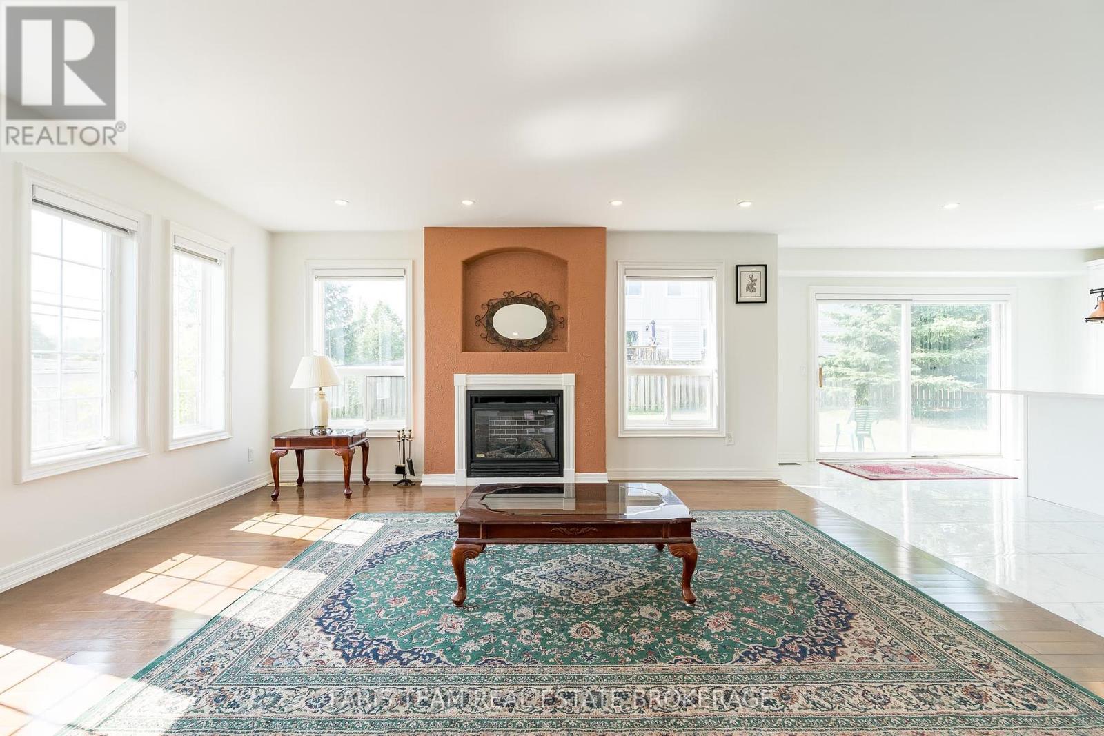 2 Vanessa Drive, Orillia, Ontario  L3V 7Y8 - Photo 12 - S12348618