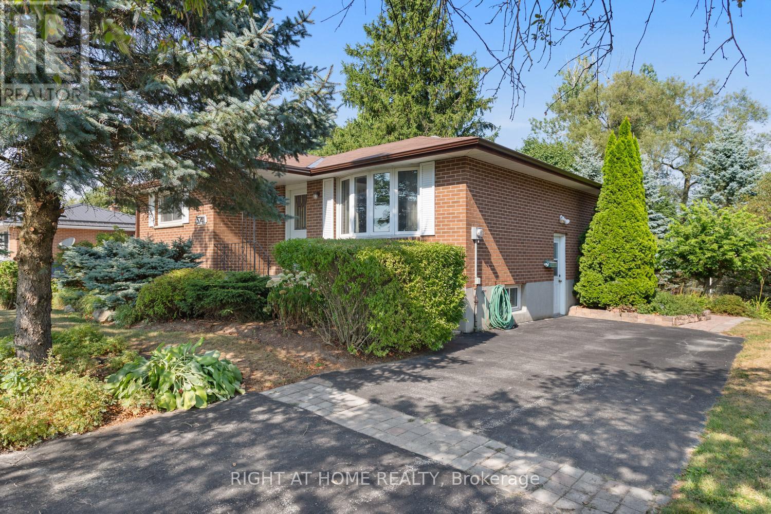 5741 Ochonski Road, Clarington, Ontario  L0B 1M0 - Photo 2 - E12348656