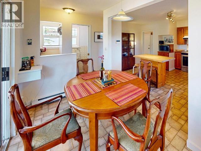 5405 Manson Ave, Powell River, British Columbia   - Photo 17 - 19202