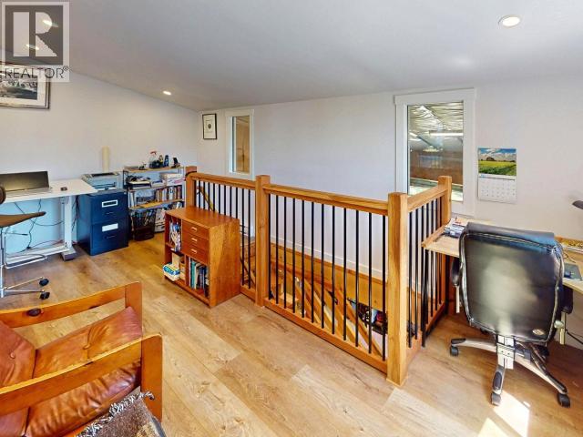 5405 Manson Ave, Powell River, British Columbia   - Photo 28 - 19202