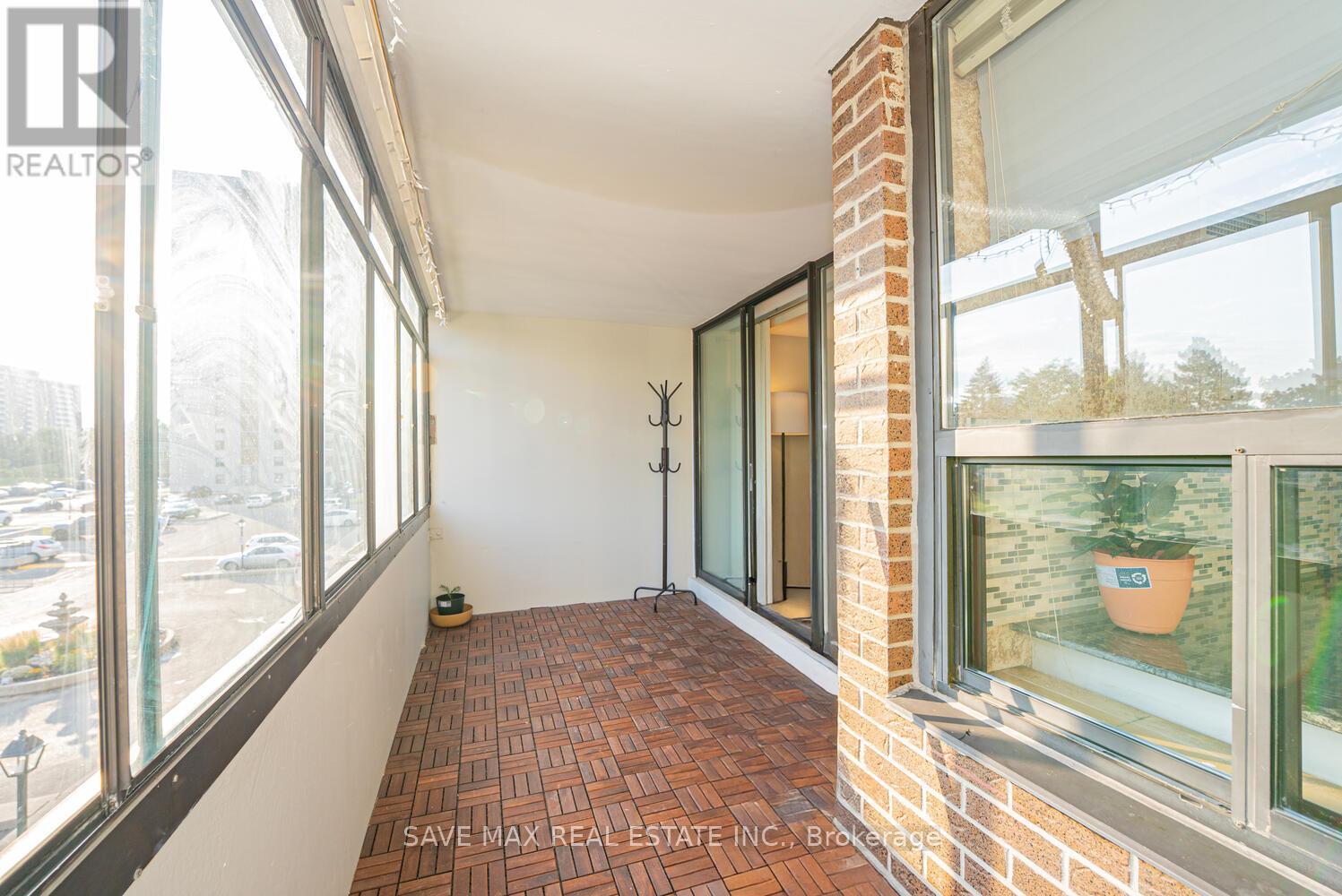 304 - 18 Knightsbridge Road, Brampton, Ontario  L6T 3X5 - Photo 23 - W12348621