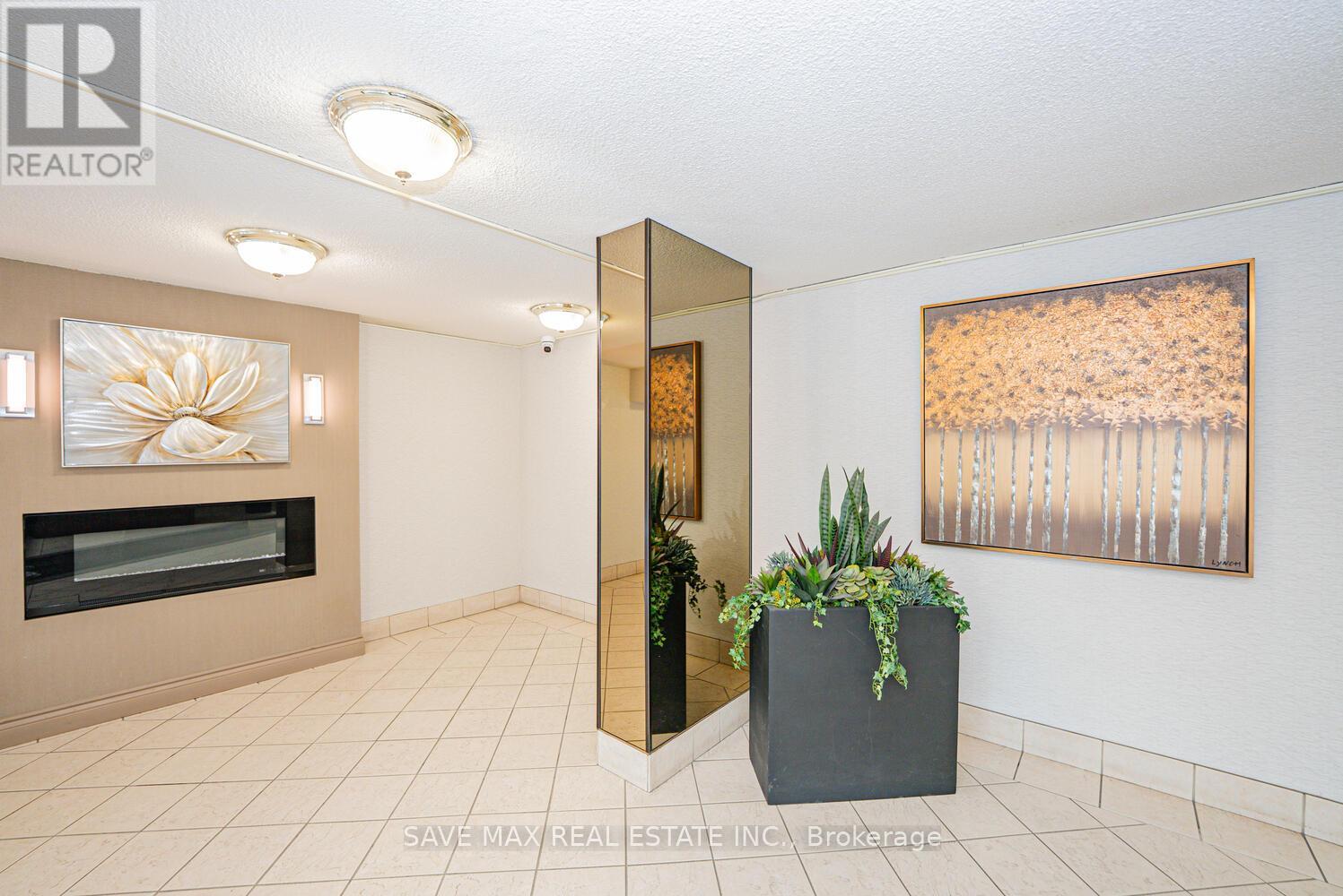 304 - 18 Knightsbridge Road, Brampton, Ontario  L6T 3X5 - Photo 6 - W12348621