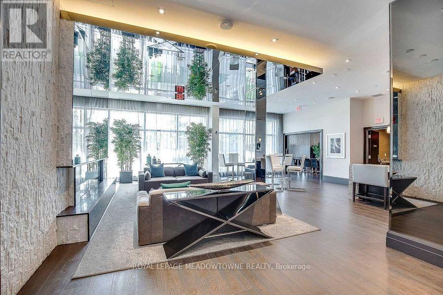 Property at 1210 - 55 SPEERS ROAD image 4