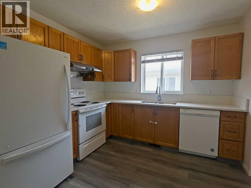 Property at 385 Martindale Boulevard NE image 1