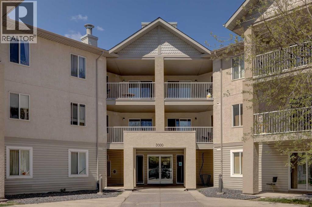 Property at 319, 3000 Citadel Meadow Point NW image 1