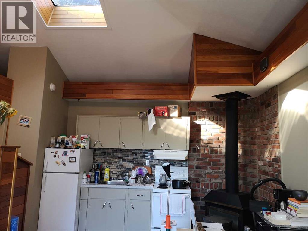 Property at 4315 Charleswood Drive NW image 4