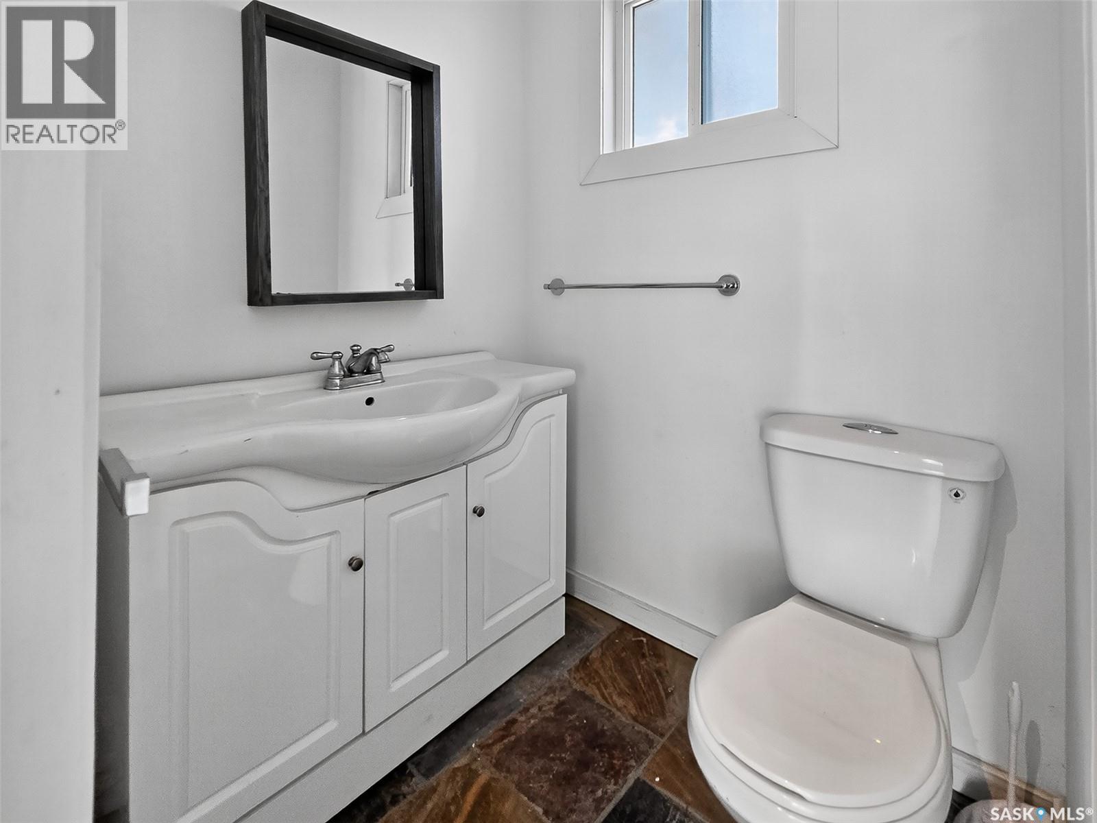 510 5th Street, Chaplin, Saskatchewan  S0H 0V0 - Photo 30 - SK015780
