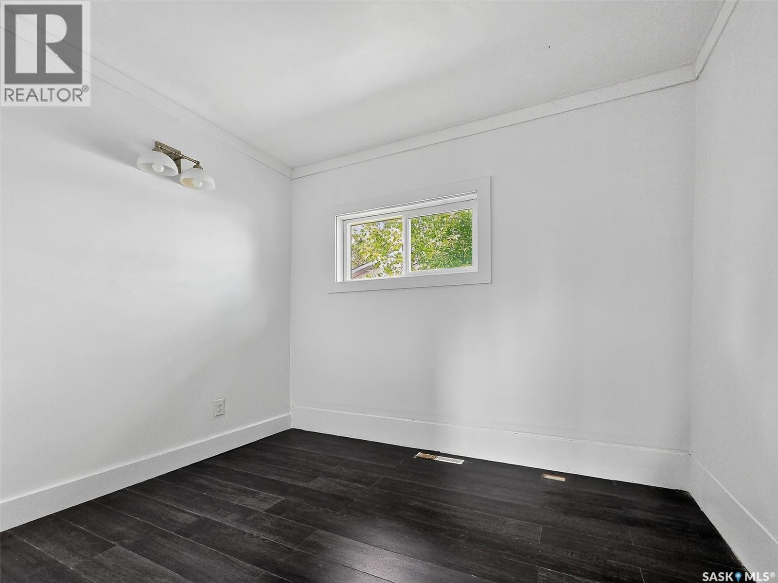 510 5th Street, Chaplin, Saskatchewan  S0H 0V0 - Photo 5 - SK015780