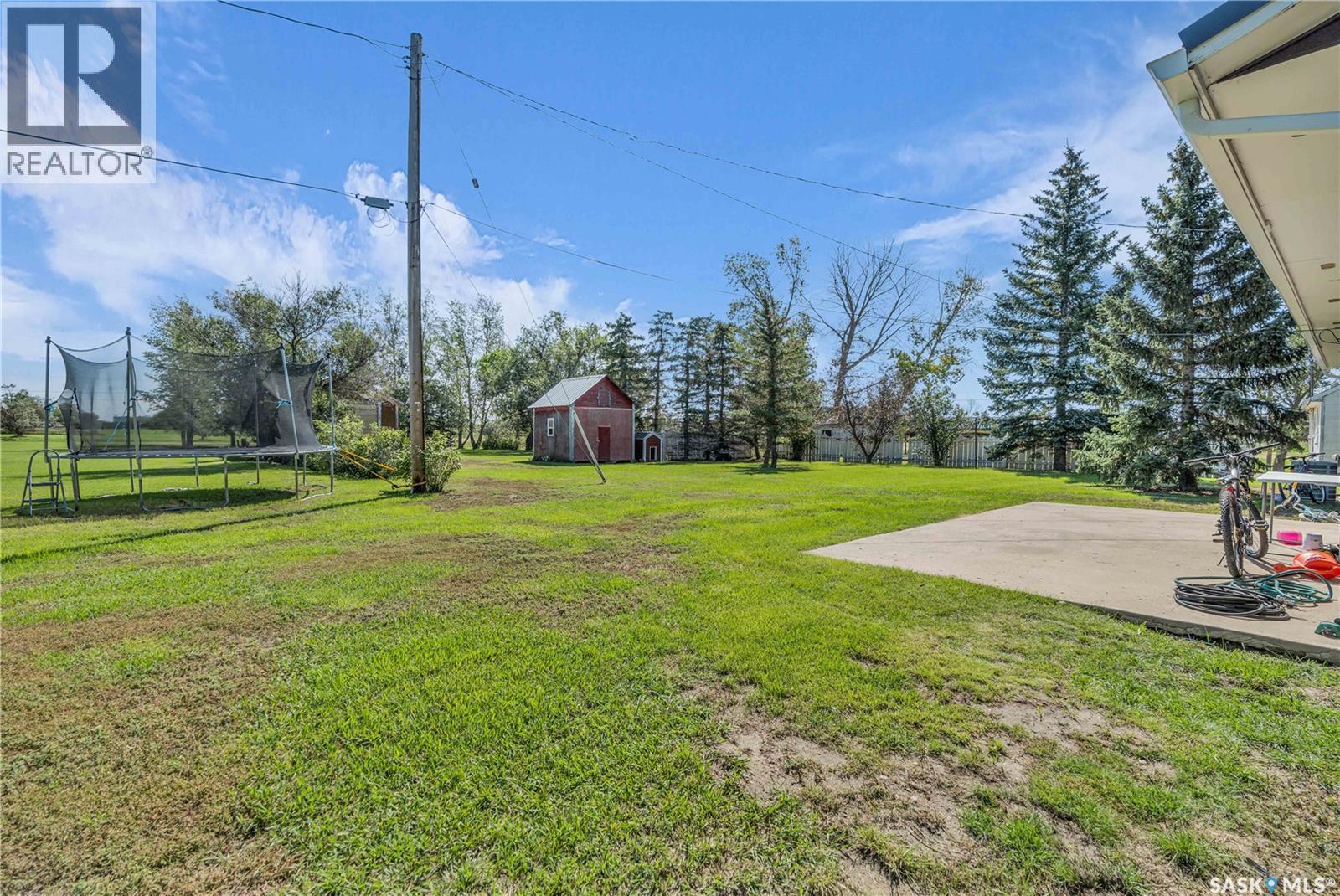 103 1st Street, Limerick, Saskatchewan  S0H 2P0 - Photo 38 - SK015773