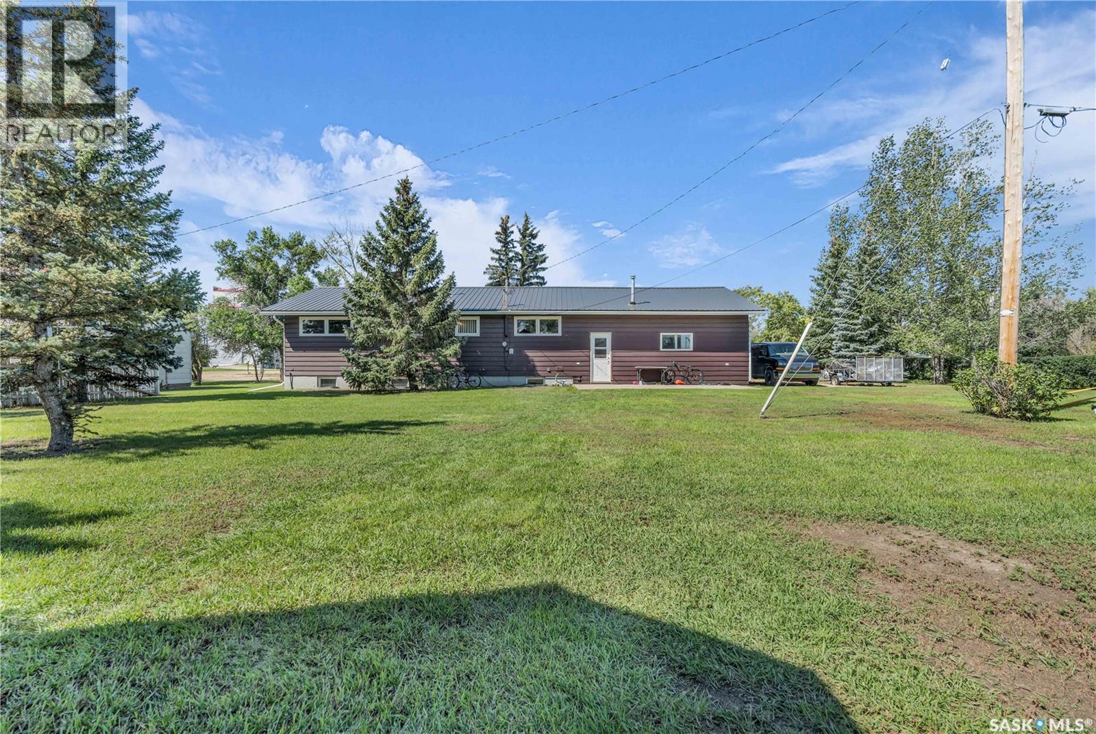 103 1st Street, Limerick, Saskatchewan  S0H 2P0 - Photo 41 - SK015773