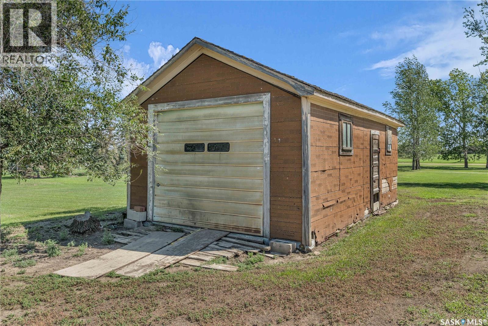103 1st Street, Limerick, Saskatchewan  S0H 2P0 - Photo 42 - SK015773