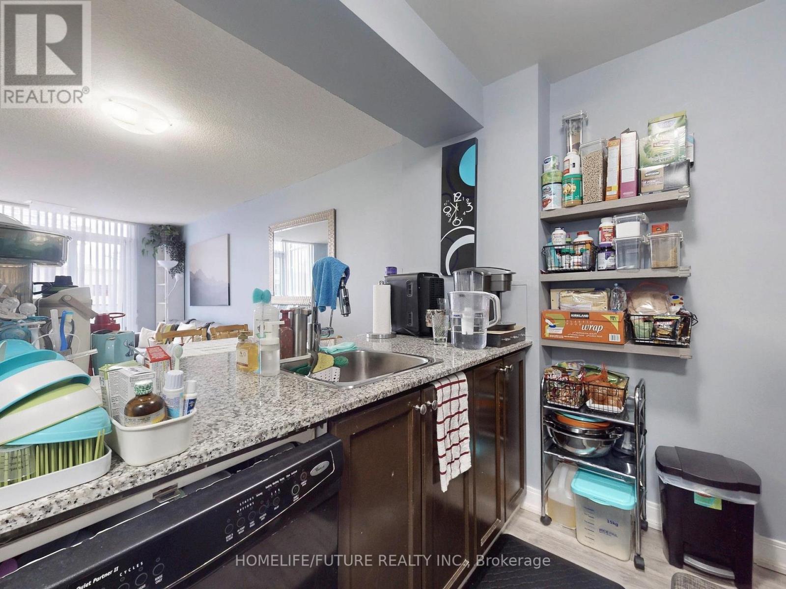219 - 135 Village Green Square, Toronto (Agincourt South-Malvern West), Ontario  M1S 0G4 - Photo 17 - E12348667