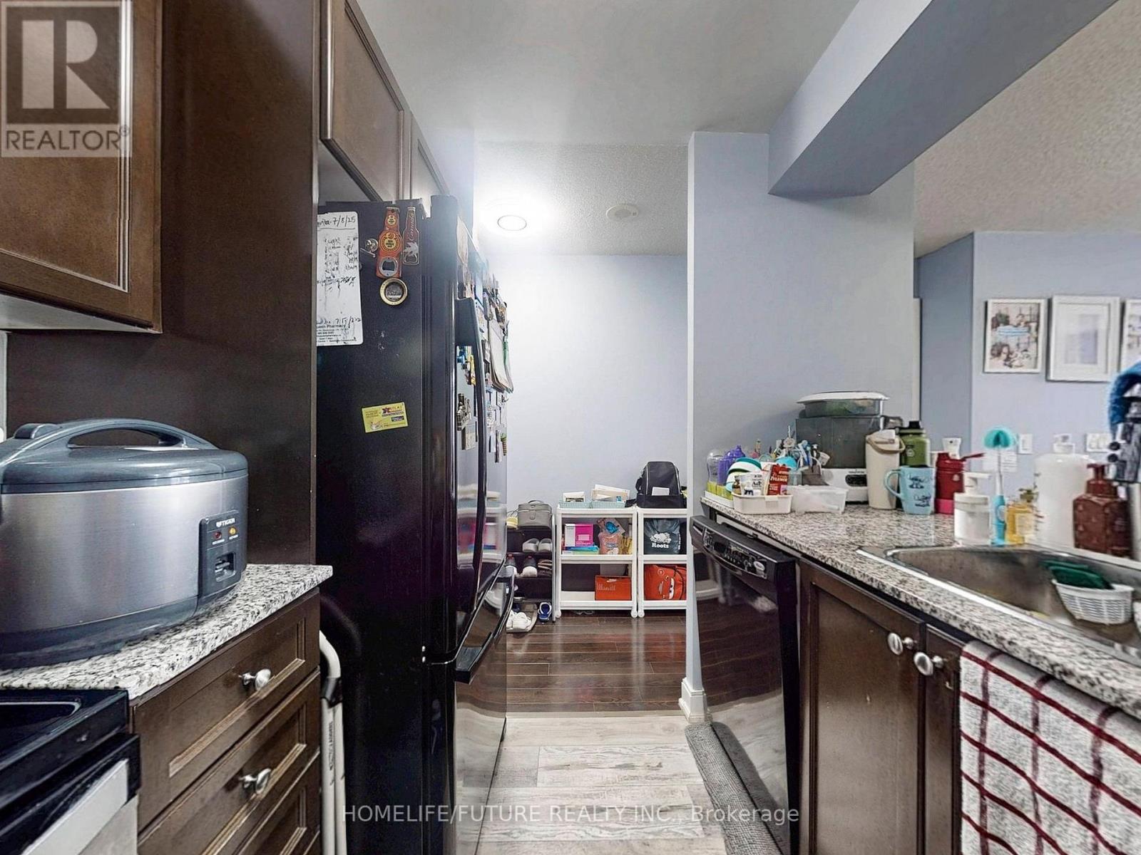 219 - 135 Village Green Square, Toronto (Agincourt South-Malvern West), Ontario  M1S 0G4 - Photo 18 - E12348667