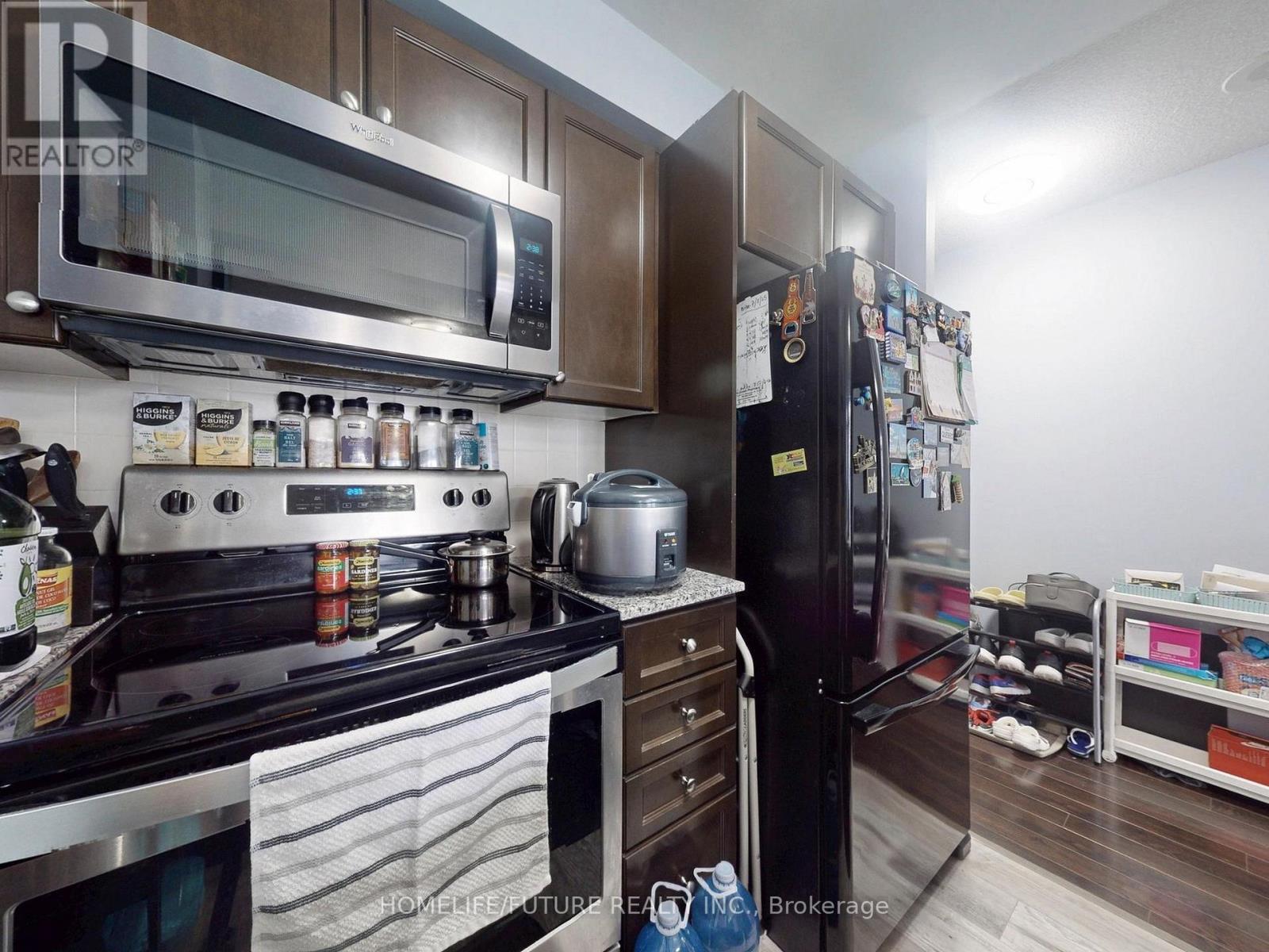 219 - 135 Village Green Square, Toronto (Agincourt South-Malvern West), Ontario  M1S 0G4 - Photo 19 - E12348667