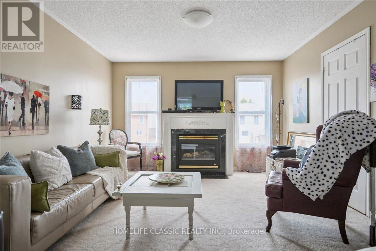 153 Glenashton Drive, Oakville (Ro River Oaks), Ontario  L6H 6N2 - Photo 28 - W12348446