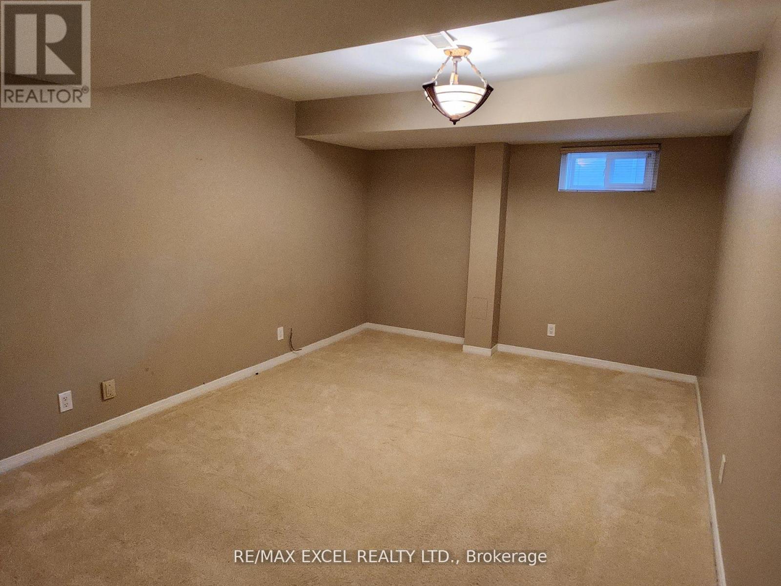 Lower - 316 Alex Doner , (Bsmt) Drive, Newmarket, Ontario  L3X 1G4 - Photo 6 - N12348685