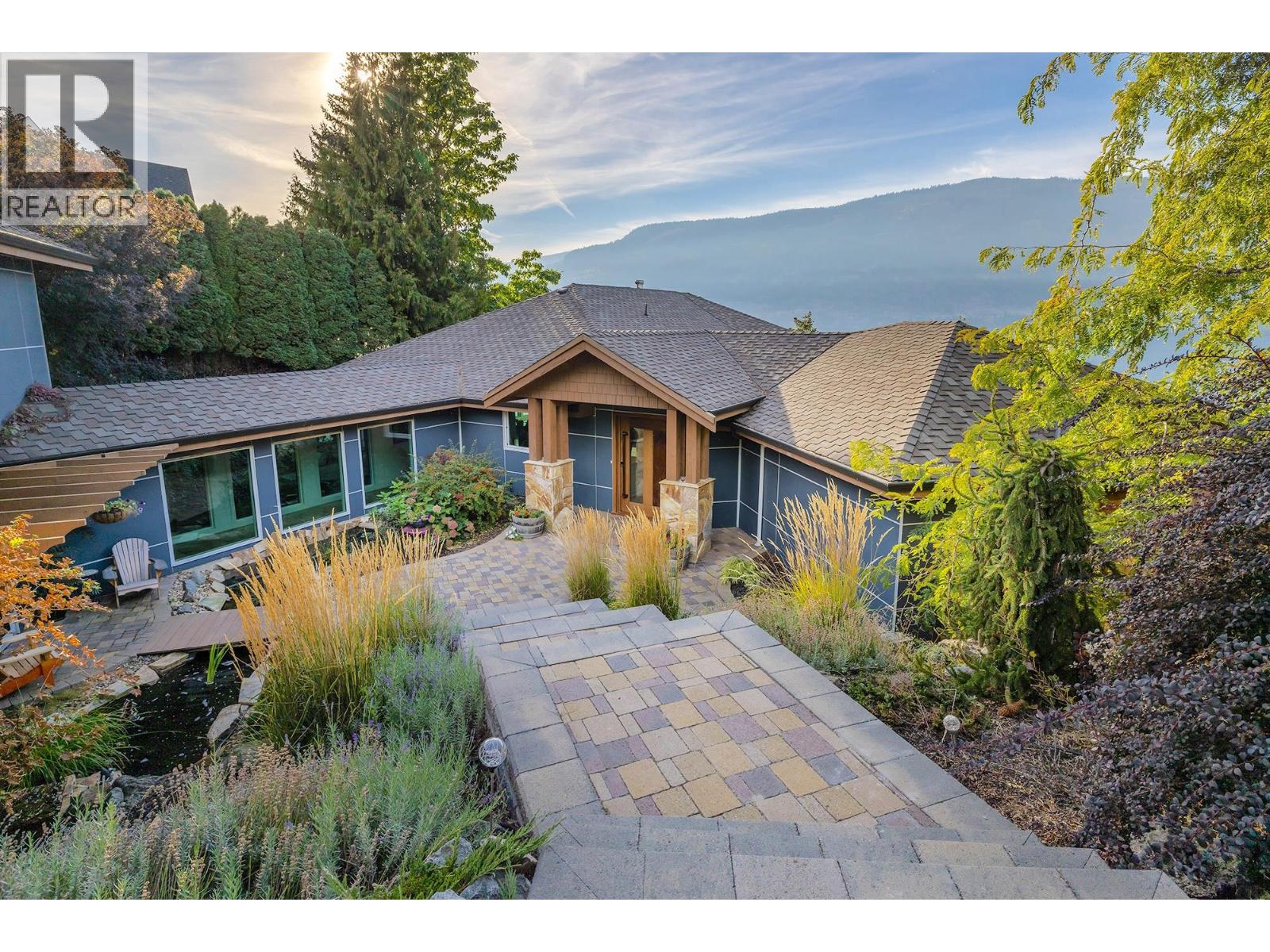 2100 Dewdney Road Kelowna Photo 5