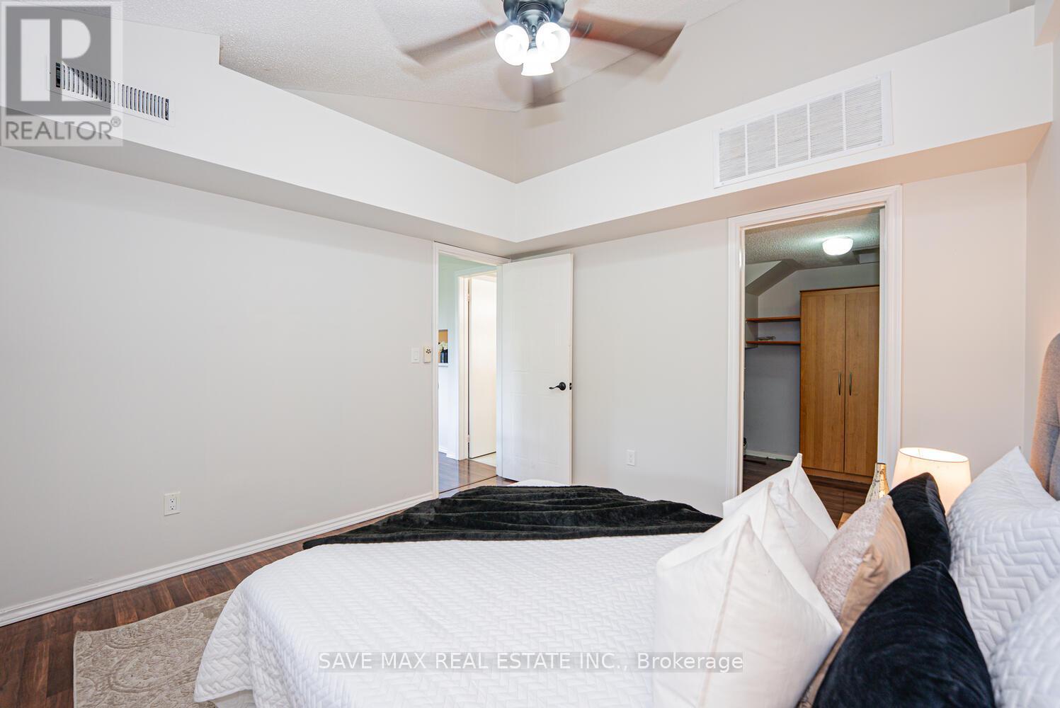 212 - 103 Bristol Road E, Mississauga, Ontario  L4Z 3P4 - Photo 14 - W12348638