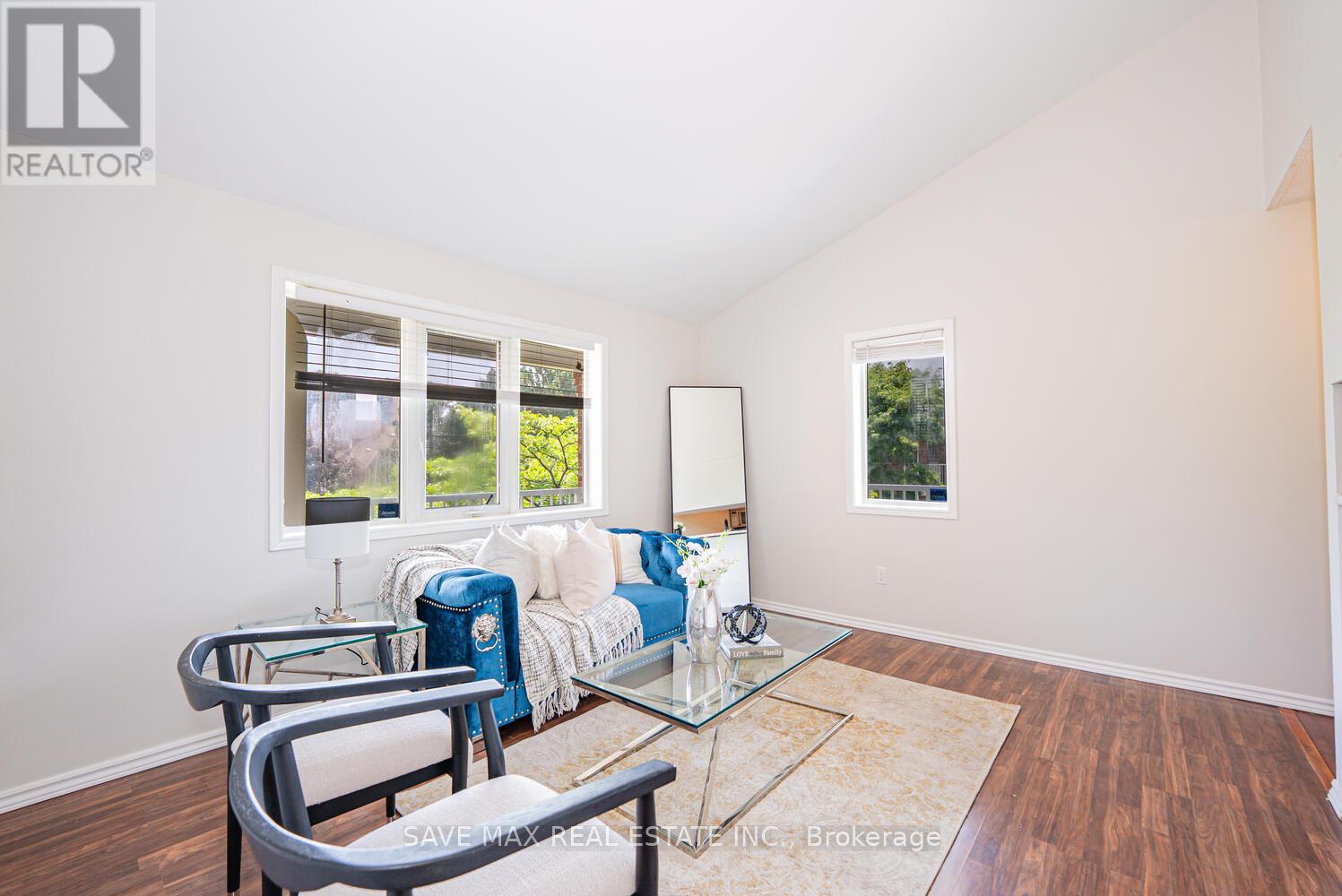 212 - 103 Bristol Road E, Mississauga, Ontario  L4Z 3P4 - Photo 7 - W12348638