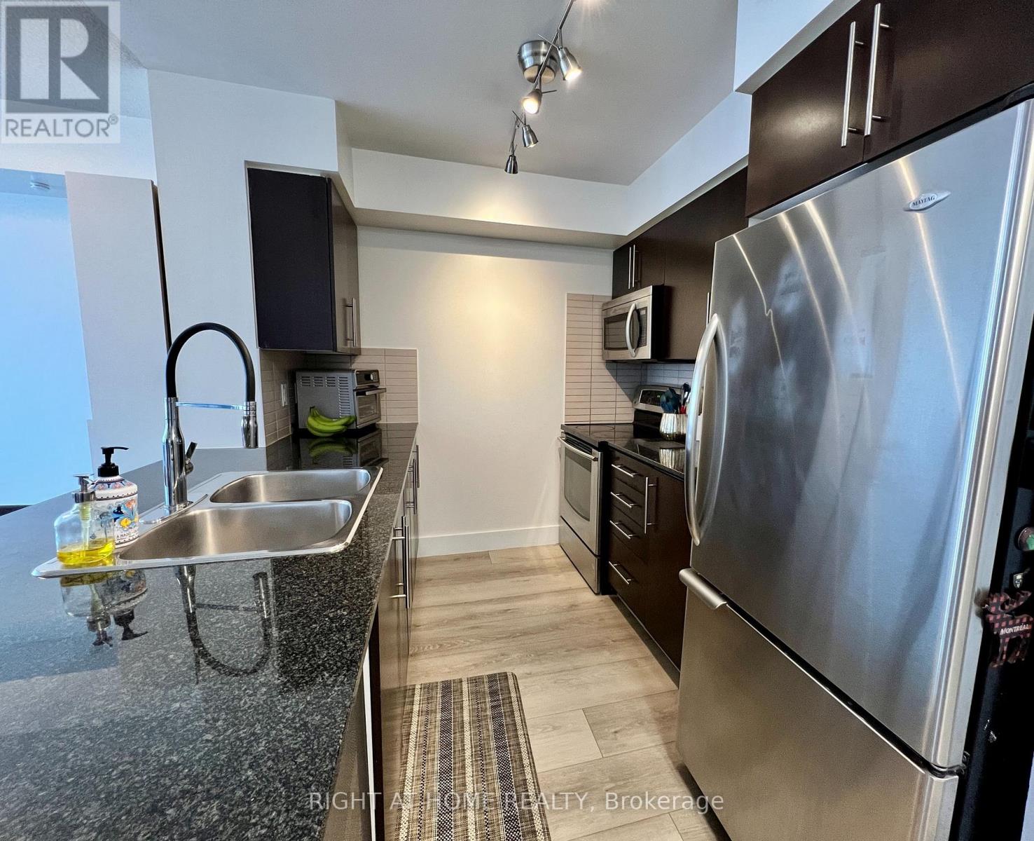 2331 - 35 Viking Lane, Toronto, Ontario  M9B 0A2 - Photo 2 - W12348672