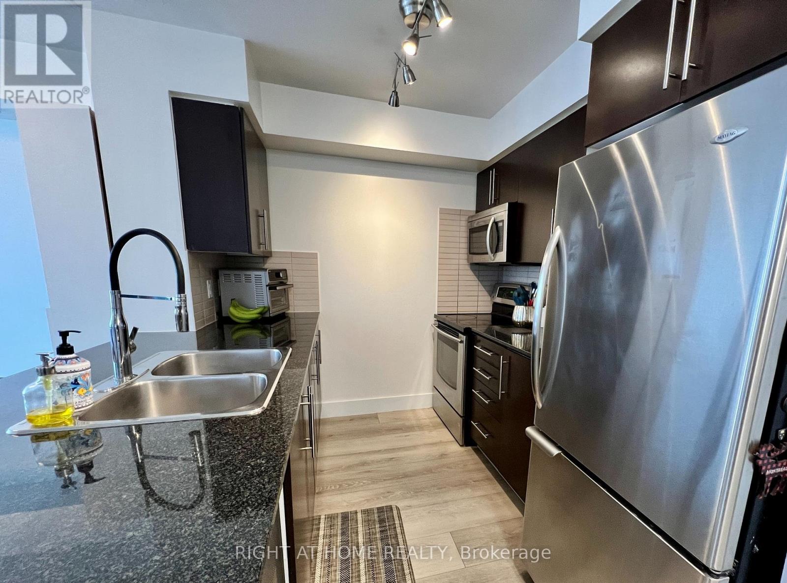 2331 - 35 Viking Lane, Toronto, Ontario  M9B 0A2 - Photo 8 - W12348672