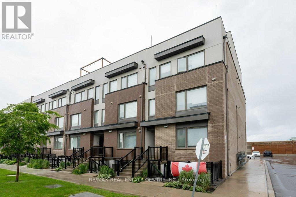 2 - 167 WILLIAM DUNCAN ROAD, Toronto, Ontario
