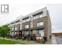 2 - 167 William Duncan Road, Toronto (Downsview-Roding-Cfb), Ca