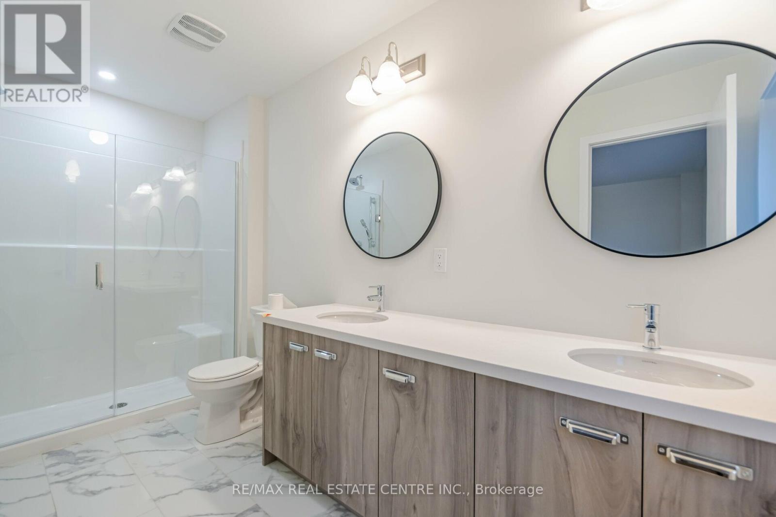 1320 Kobzar Drive, Oakville (Nw Northwest), Ontario  L6M 5R2 - Photo 17 - W12348683