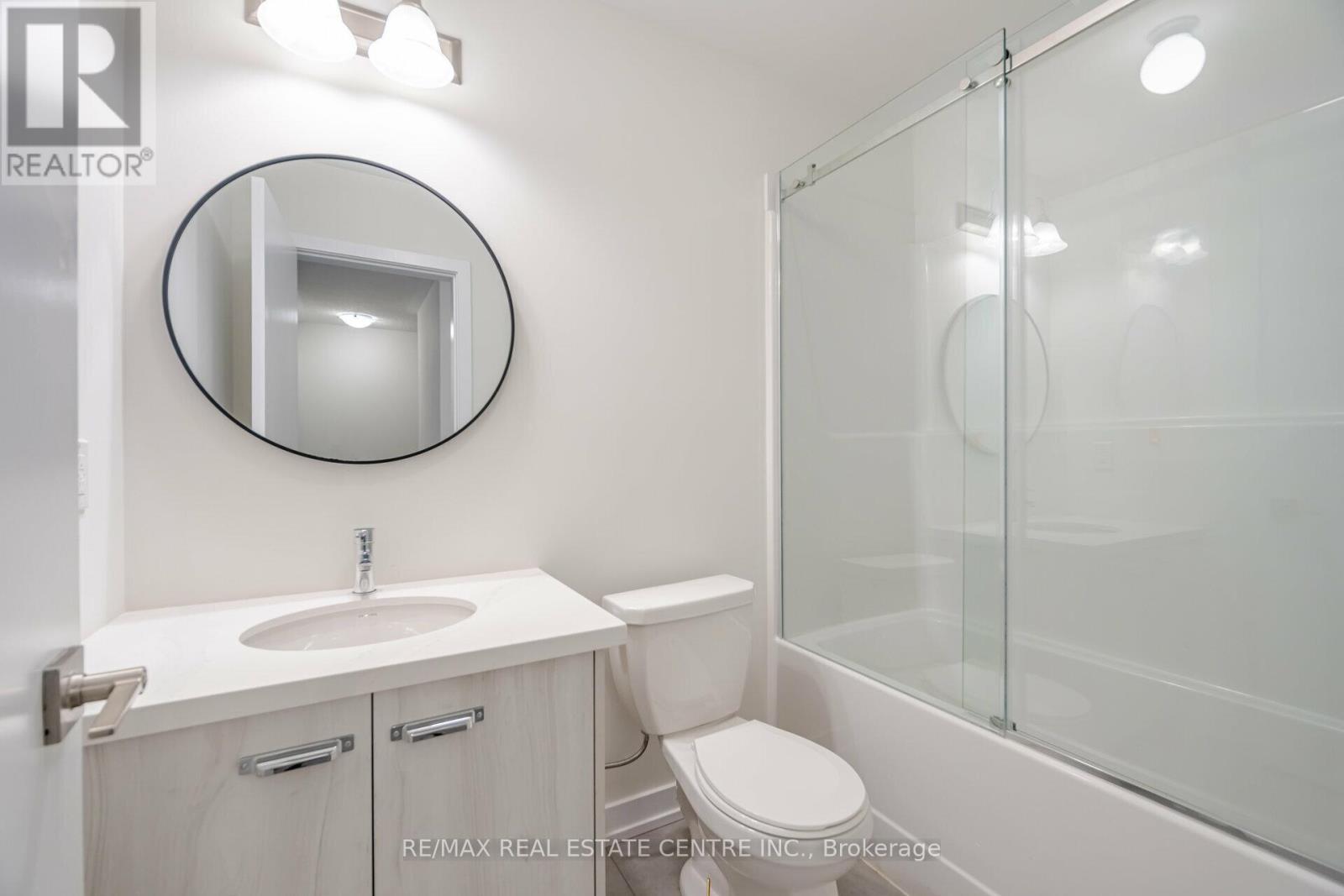 1320 Kobzar Drive, Oakville (Nw Northwest), Ontario  L6M 5R2 - Photo 21 - W12348683