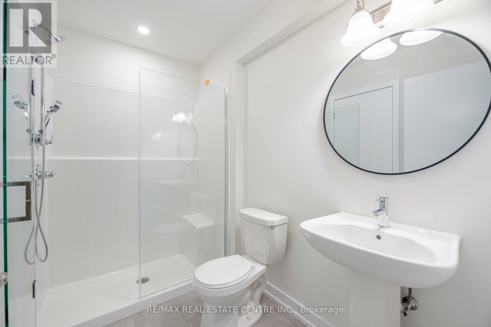 1320 Kobzar Drive, Oakville (Nw Northwest), Ontario  L6M 5R2 - Photo 26 - W12348683