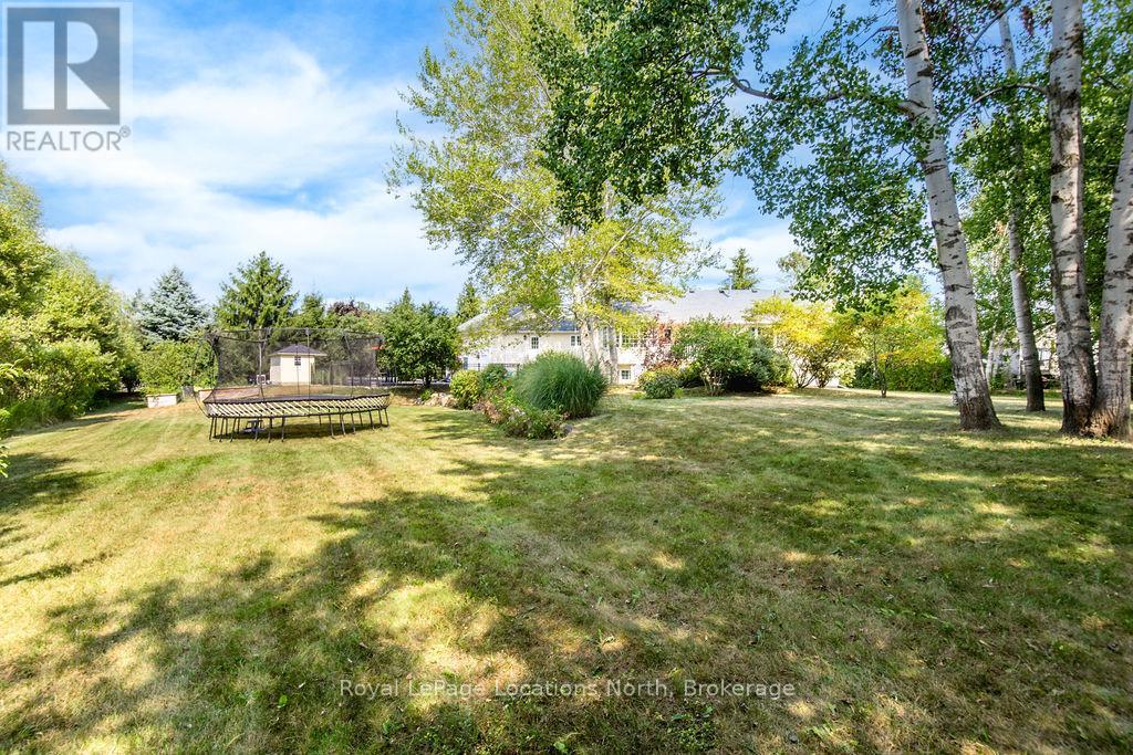 50 Blackburn Avenue, Clearview, Ontario  L0M 1P0 - Photo 45 - S12346450