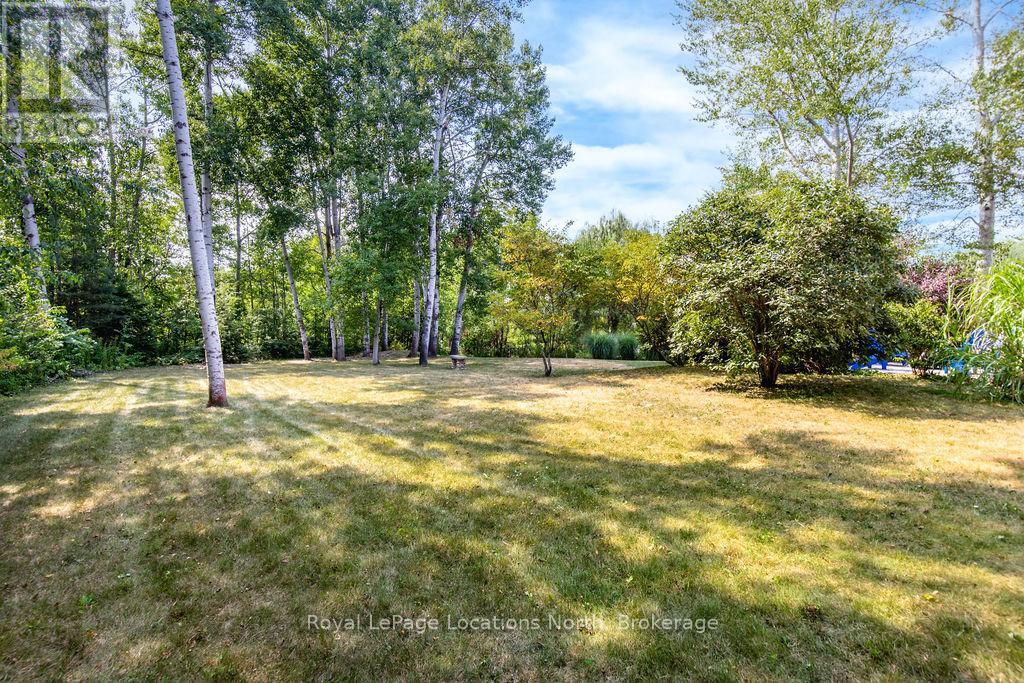 50 Blackburn Avenue, Clearview, Ontario  L0M 1P0 - Photo 46 - S12346450