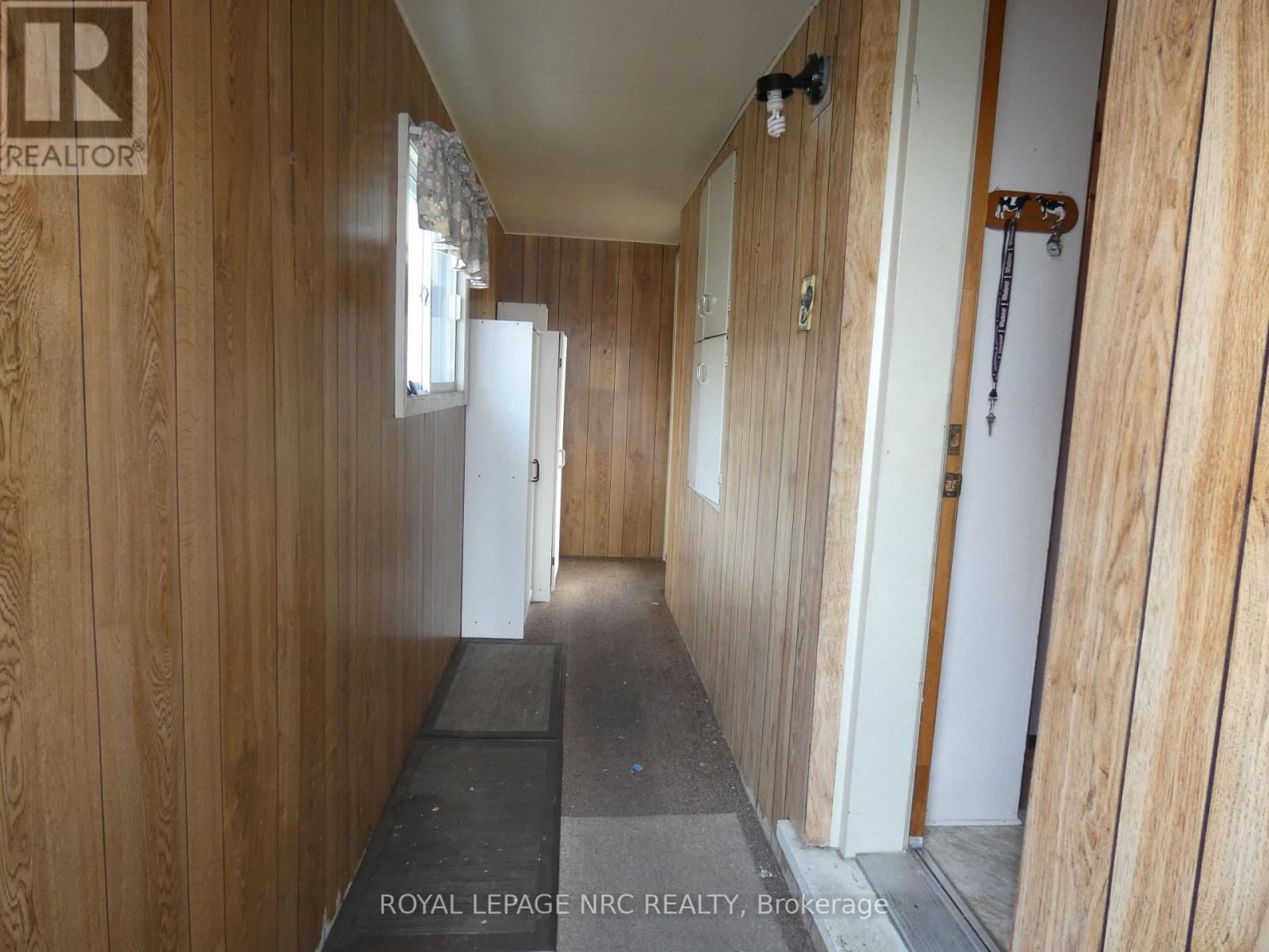 5730 Desson Avenue, Niagara Falls, Ontario  L2G 3T4 - Photo 11 - X12348715