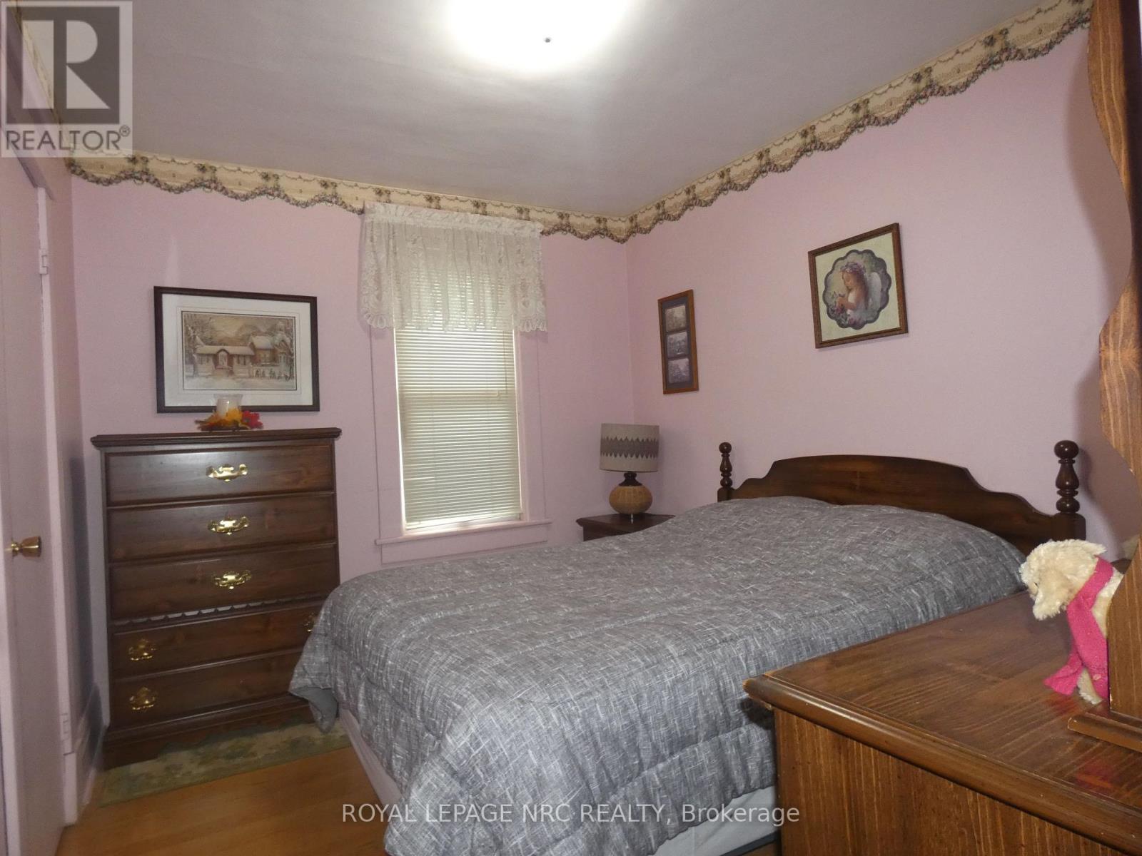 5730 Desson Avenue, Niagara Falls, Ontario  L2G 3T4 - Photo 13 - X12348715