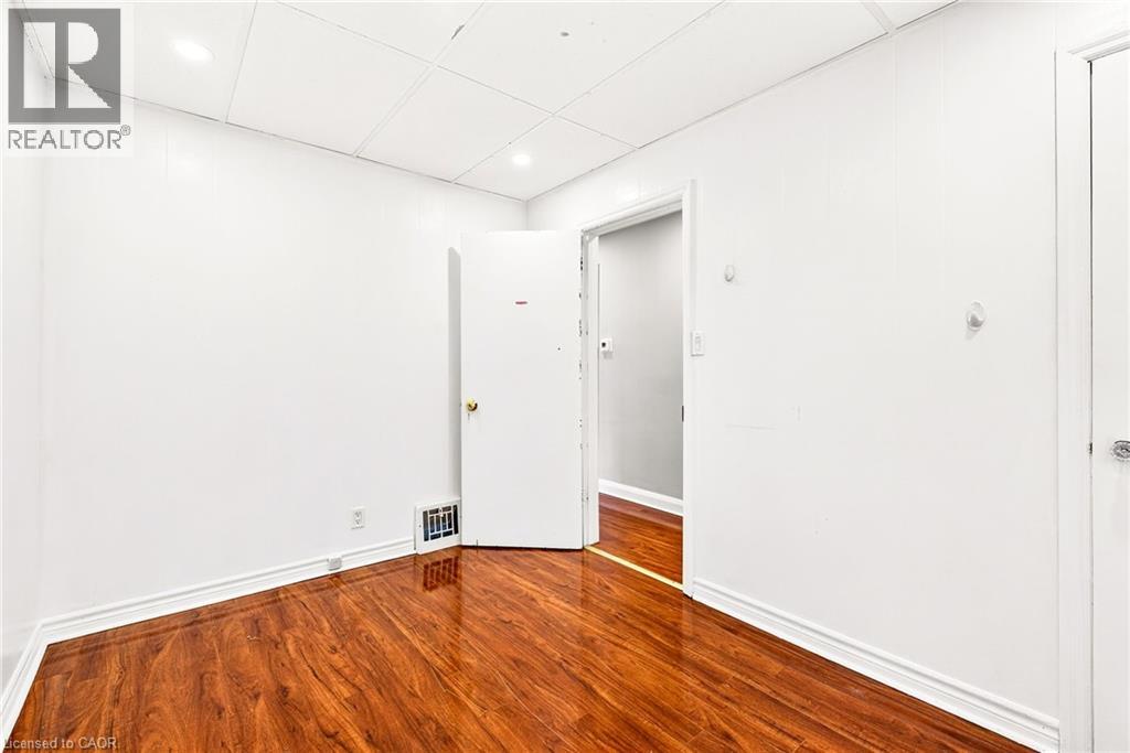 111 Leland Street, Hamilton, Ontario  L8S 3A3 - Photo 22 - 40760527