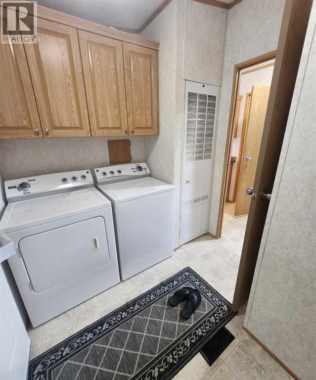 414 10 Street, Fox Creek, Alberta  T0H 1P0 - Photo 35 - A2238259