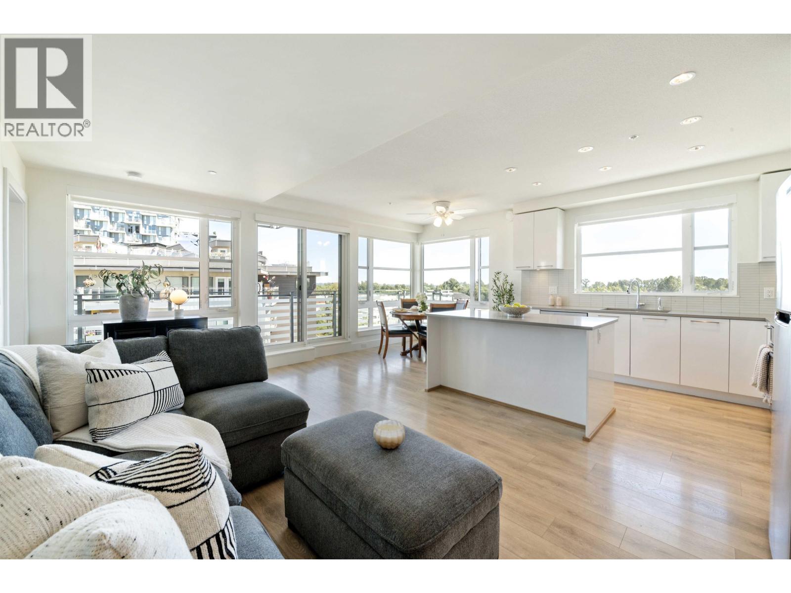 710 3488 Sawmill Crescent, Vancouver, British Columbia  V5S 0C7 - Photo 11 - R3036123