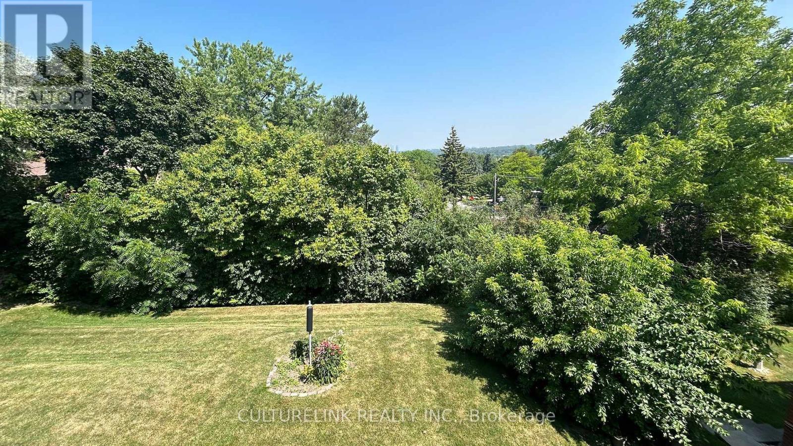 568 Cummer Avenue, Toronto (Bayview Woods-Steeles), Ontario  M2K 2M4 - Photo 3 - C12348717