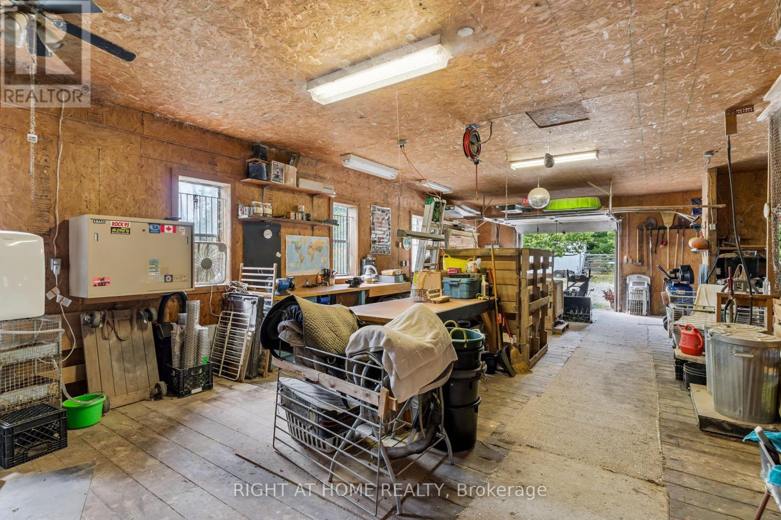 6216 Sunnidale Tosorontio Townline, Clearview, Ontario  L0M 1K0 - Photo 36 - S12348707