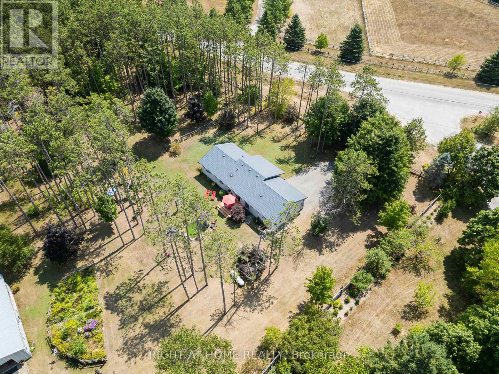 6216 Sunnidale Tosorontio Townline, Clearview, Ontario  L0M 1K0 - Photo 47 - S12348707