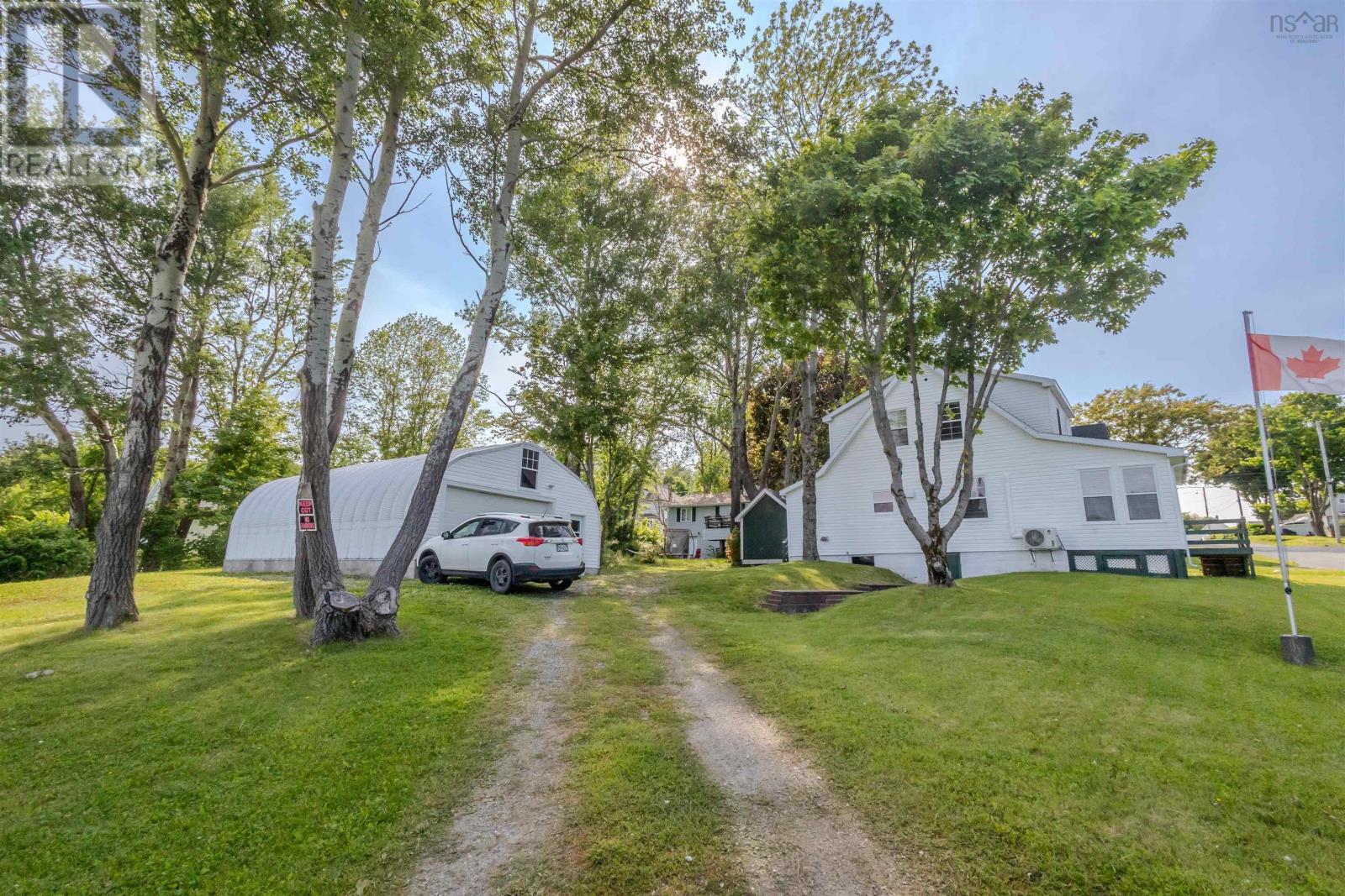 26 Dwyer Street, Sydney Mines, Nova Scotia  B1V 1E7 - Photo 13 - 202514390