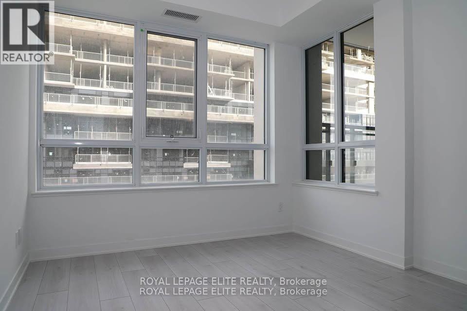 418 - 405 Dundas Street, Oakville (Oa Rural Oakville), Ontario  L6M 4M2 - Photo 24 - W12348521